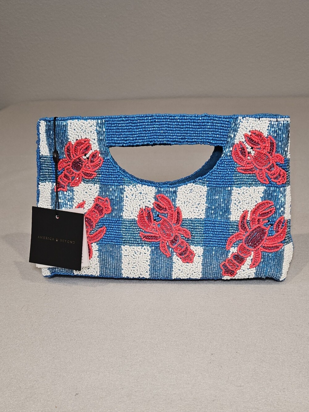 America & Beyond NWT Viral Beaded Lobster Clutch - Coastal Chic Nautical - Picture 5 of 14